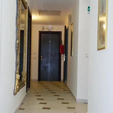 Sweet 3* Řím
